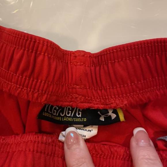 Under Armour size XL Boy’s athletic shorts - Picture 5 of 5